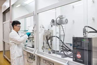 水性漆與生物基材料 環(huán)保涂料在涂裝中的創(chuàng)新應(yīng)用與技術(shù)研發(fā)